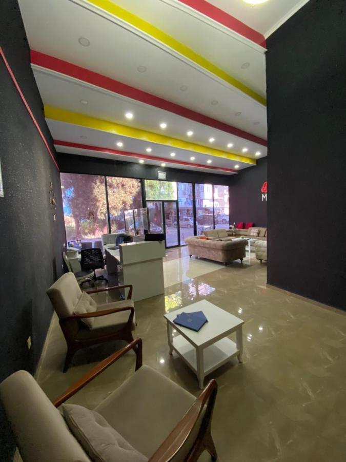 Hotel My Rose Batoumi Extérieur photo